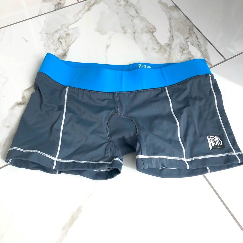 De Soto triathlon short